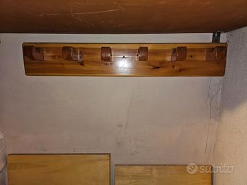 TAVOLO SEDIE CREDENZA APPENDINO COMODINI SESTRIERE