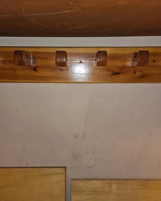TAVOLO SEDIE CREDENZA APPENDINO COMODINI SESTRIERE