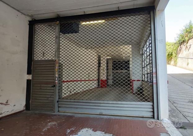 Box/Posto auto Roma [cod. rif5938090VRG]