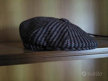Cappello uomo tipo coppola