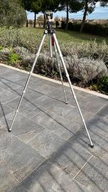 SLIK Treppiede fotografico professionale