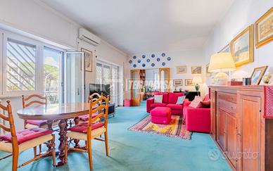 EUR - Quadrilocale a pochi passi dal laghetto