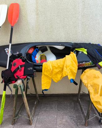 Kayak Piranha Acrobat 270 + attrezzatura