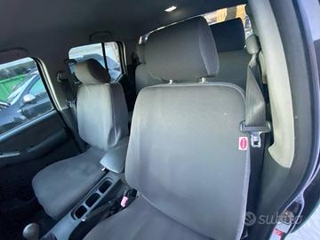 SEDILI PER NISSAN NAVARA D40 ANNO 2007