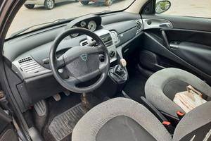 lancia ypsilon  11/2007