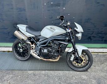Triumph Speed Triple 1050