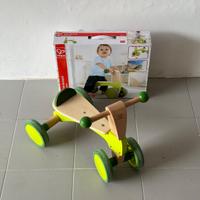Triciclo Hape Scoot Around in legno