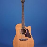 B.C. Rich Chitarra Acustica + Amplificatore Fender