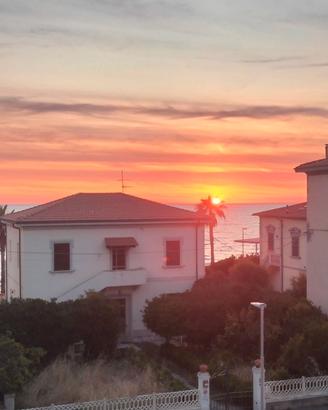 22al29 agosto dalla finestra si vede il mare