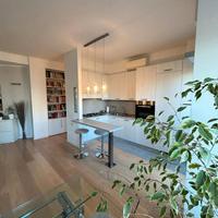 Collaboratrice per creare nuovi appartamenti