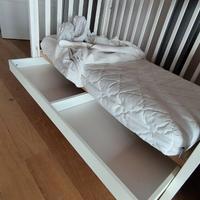 Lettino Pali con cassetti e materasso