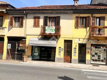 5 LOCALI A CASTIGLIONE TORINESE