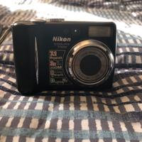 Macchinetta nikon coolpix7900