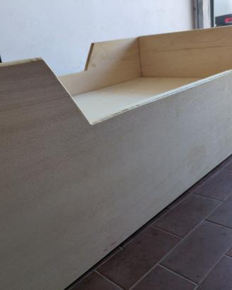 lettino Montessori in legno con materasso 