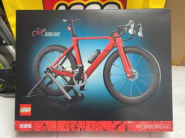 set LEGO Icons Bici da Corsa 