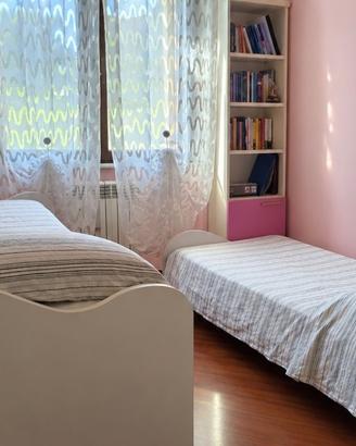 2 Letti e 2 Scaffali-Librerie