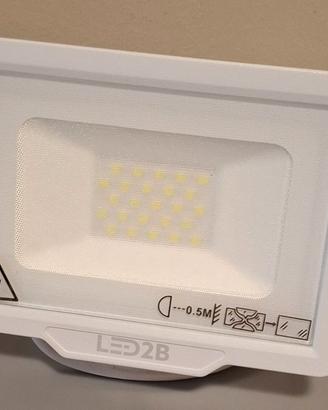 Faro a led MH 20W LED2B - Nuovo