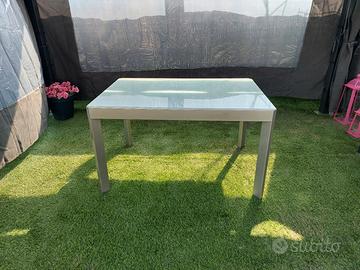 Tavolo allungabile della Calligaris 