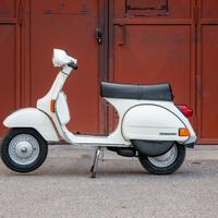 Restauro e riparazione Vespa