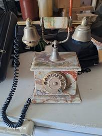 telefono antico in marmo onice