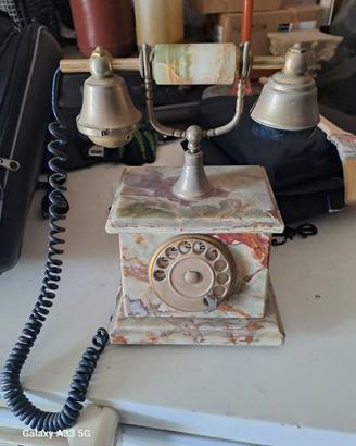 telefono antico in marmo onice
