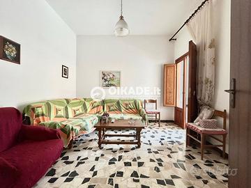 Teulada - Ampio quadrivano con balcone