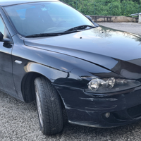 Alfa Romeo 147 1.9 JTD 115 cv 5 marce