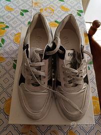 Scarpe da ginnastica numero 38 