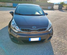 KIA Rio 3ª serie - 2012