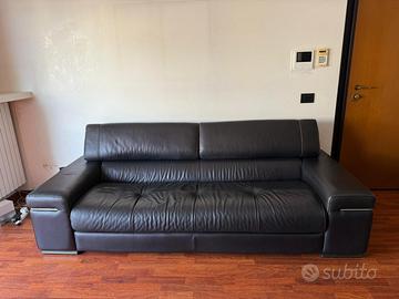 Divano di Divano&Divani By Natuzzi pelle bufalo