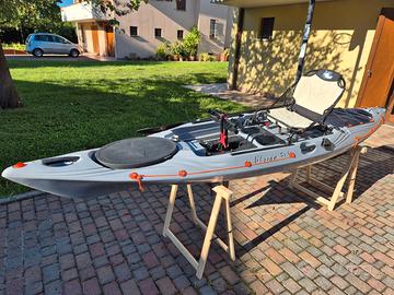 Galaxy Alboran FX3 kayak fishing a pedali