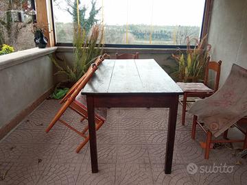 Tavolo in legno massello da ristrutturare