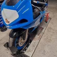Suzuki GSX R 600 - 2001