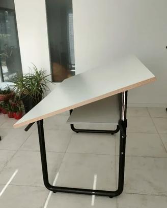 Tavolo da disegno ufficio architetto regolabile