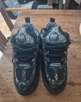Scarpe ginnastica con brillantini