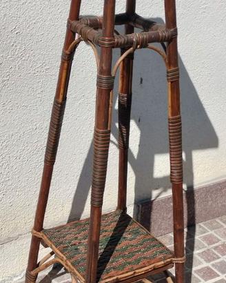 TRESPOLO PORTAVASI VINTAGE IN BAMBU' E RATTAN