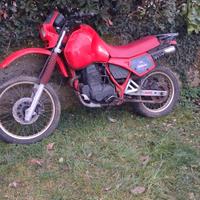 Aprilia etx 350 tuareg moto