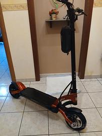 monopattino elettrico 