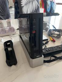 Lotto n1 console Nintendo Wii più giochi