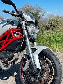Ducati Monster 796 - 2013