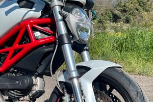 Ducati Monster 796 - 2013
