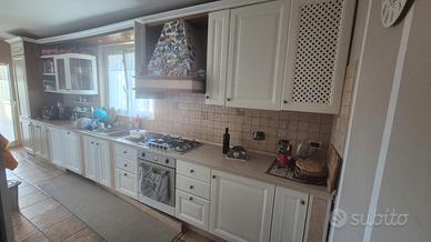 Cucina legno masello Bianca