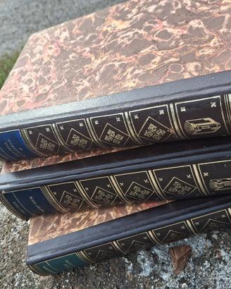 Collana di libri