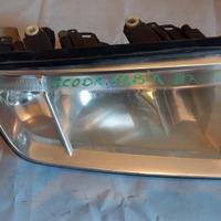 FARO ANTERIORE DX, SX SKODA FABIA 2000-2004