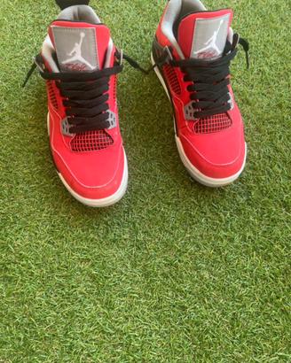 Jordan 4