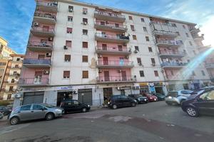 5 vani in via oreto nuova via dell'Orsa Minore