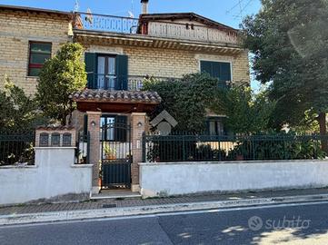 3 LOCALI A SAN CESAREO