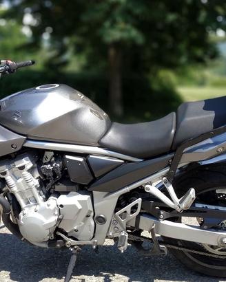 Suzuki Bandit GSF 650 S (2010) - Accessoriata