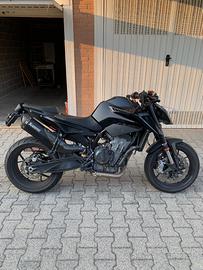 Ktm duke 890 L - depotenziata a libretto