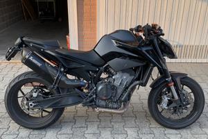 Ktm duke 890 L - depotenziata a libretto